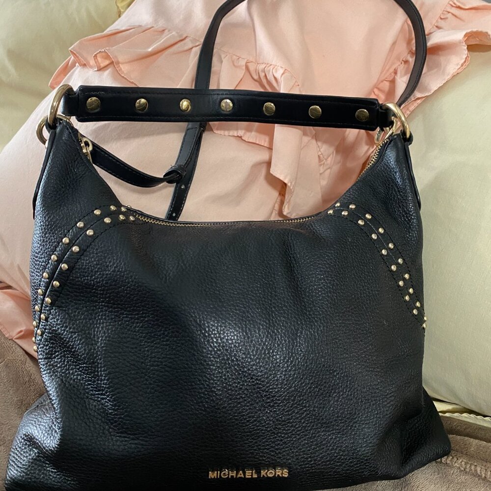 EUC Michael Kors Aria Black Pebbled Leather Studded Shoulder bag